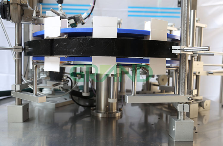 Automatic Vertical Rotary Cartoning Machine details Mesin Kartoning Rotary Vertikal Otomatis01