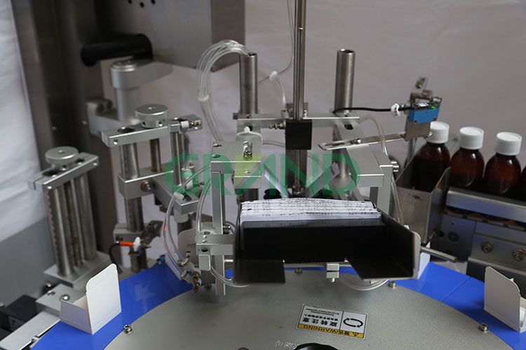 Central installation of electromagnetic valve Mesin Kartoning Rotary Vertikal Otomatis04