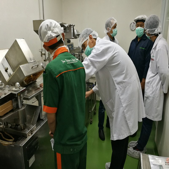 Debugging blister packing machine untuk pelanggan Indonesia