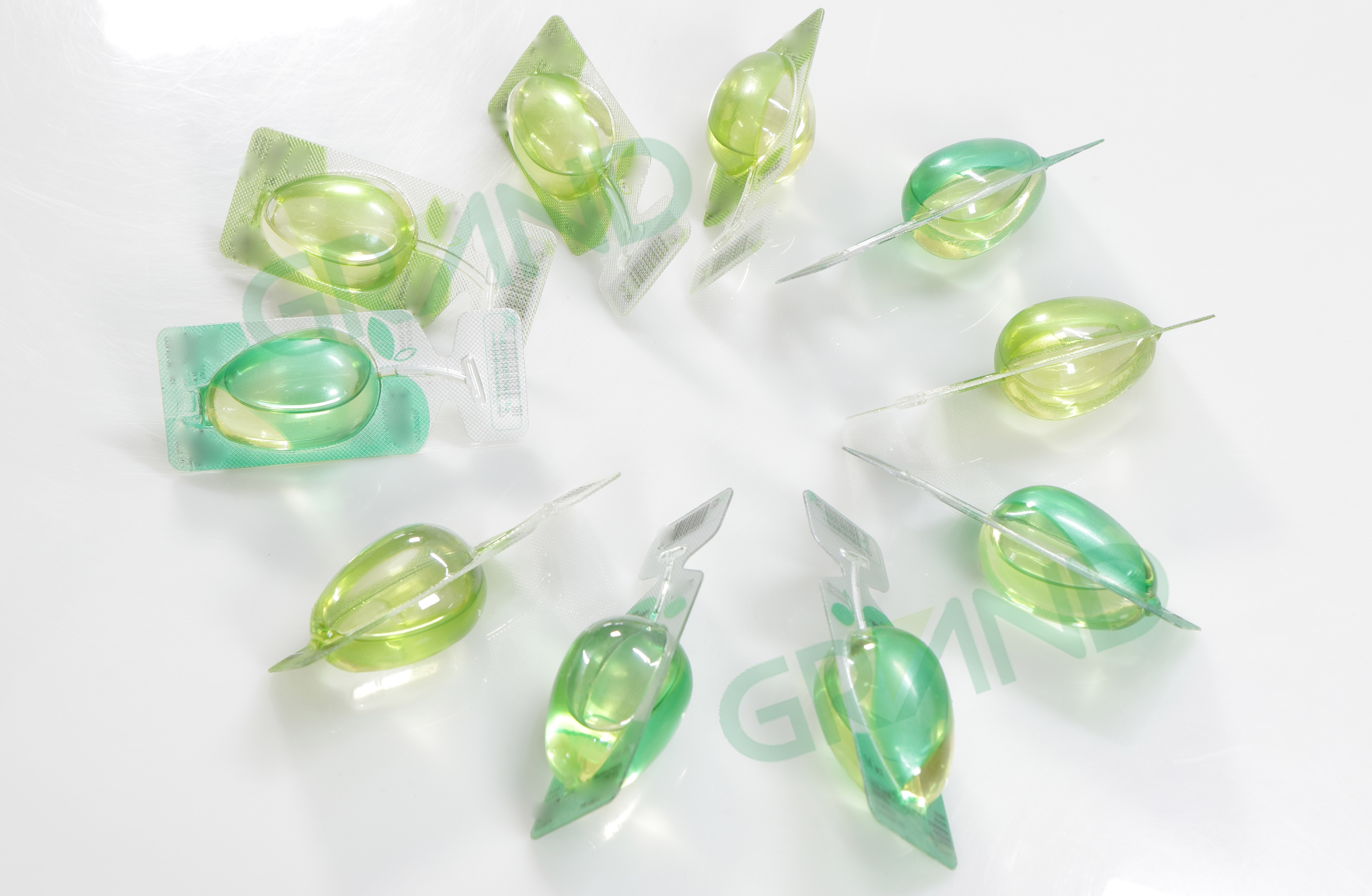 Minyak zaitun mengisi sampel mesin penyegel